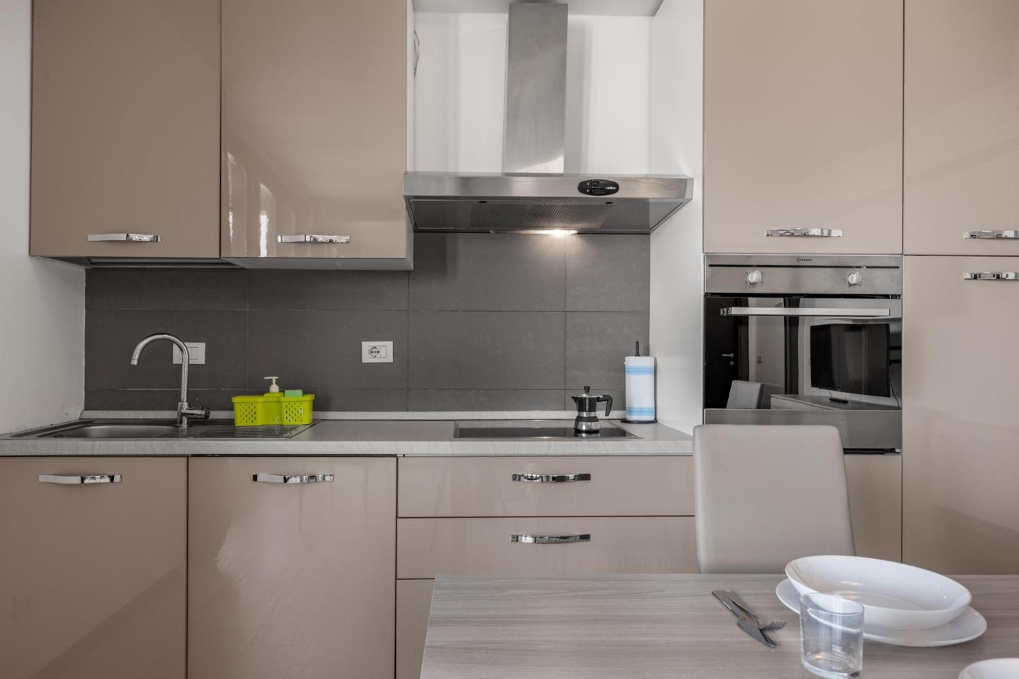 Monolocale Con Balcone Self Check In Milano Sempione Apartment Ngoại thất bức ảnh