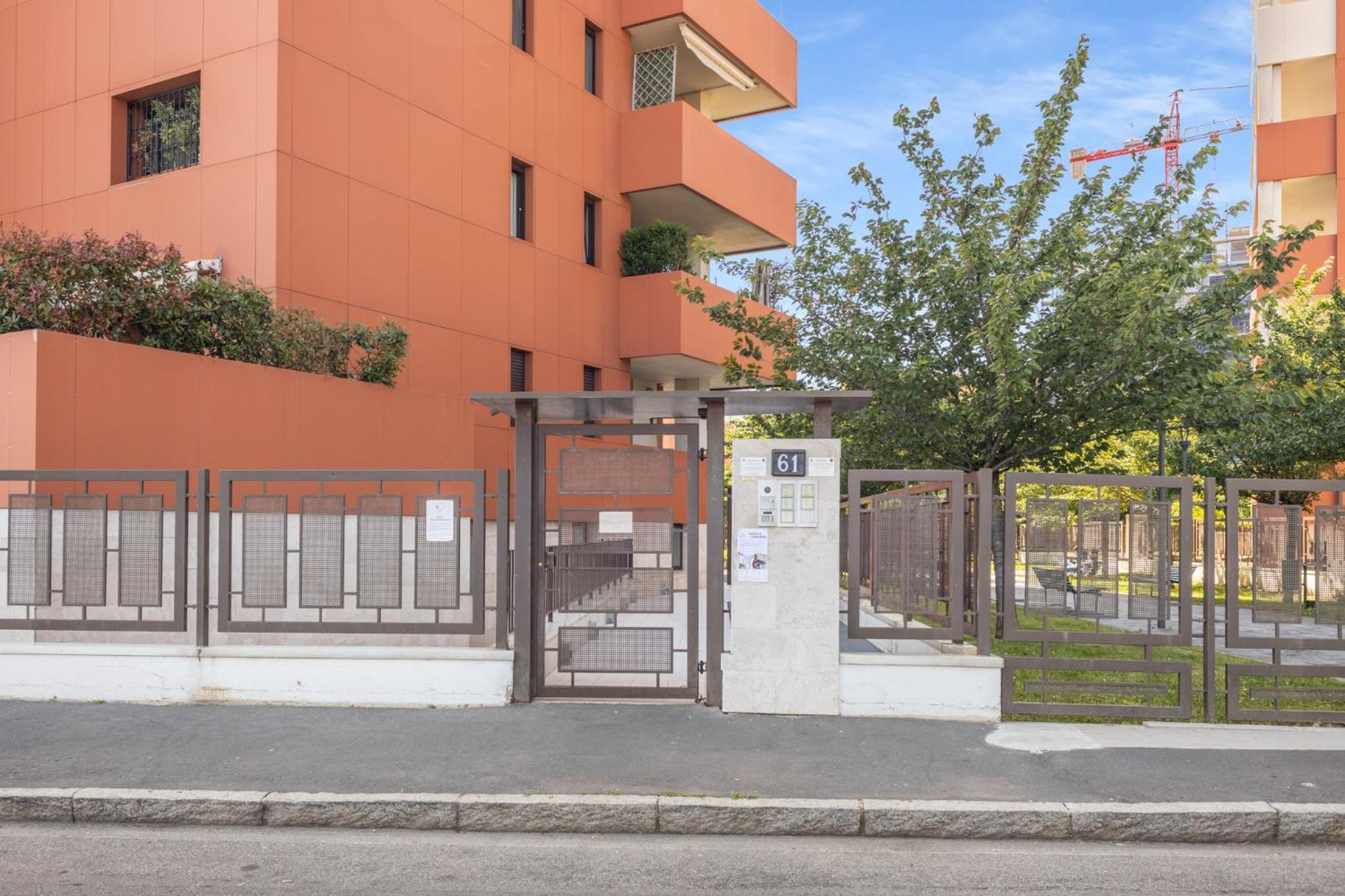 Monolocale Con Balcone Self Check In Milano Sempione Apartment Ngoại thất bức ảnh