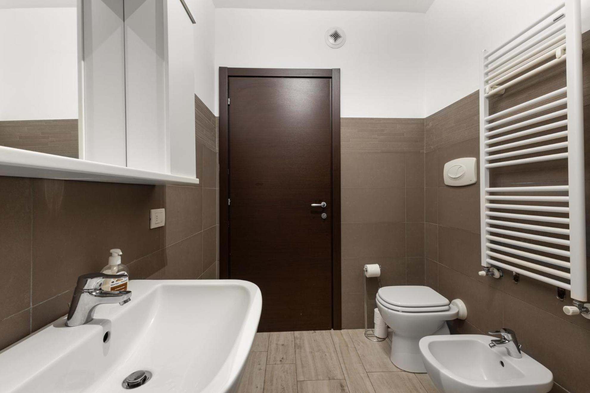 Monolocale Con Balcone Self Check In Milano Sempione Apartment Ngoại thất bức ảnh